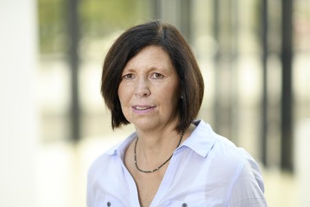 Betina Bässler (Verwaltung und Finanzen)