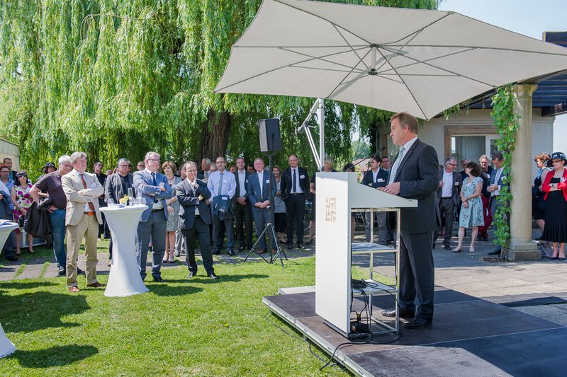 AKBW 13 07 08 0671 k1 web s