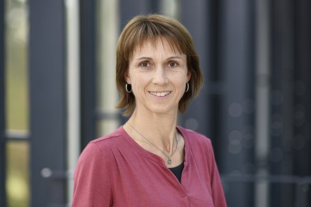 Gabriele Magg (Vergabe und Wettbewerb<br>(Mo-Do 8.30-12 Uhr))