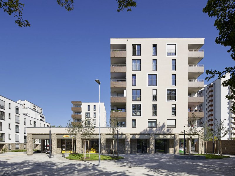 wohnbebauung
forststraße
76131 karlsruhe rintheim

architektur:
ackermann + raff gmbh & co. kg
architekten  bda stadtplaner
rotebühlstraße 89/2
70178 stuttgart
www.ackermann-raff.de

bauherr:
volkswohnung gmbh
ettlinger-tor-platz 2 
76137 karlsruhe
www