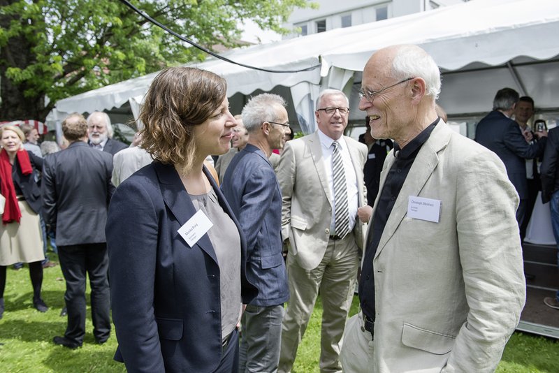 51 AKBW 14 06 05 0613 k1 web