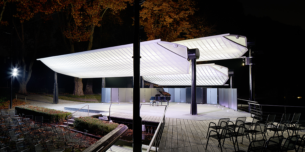 sanierung seebühne im stadtgarten karlsruhe

planung:
thomas fabrinsky
architekt bda
hirschstraße 89
76137 karslruhe
www.fabrinsky.com

bauherr:
amt für hochbau und gebäudewirtschaft
zähringerstraße 61
76133  karlsruhe