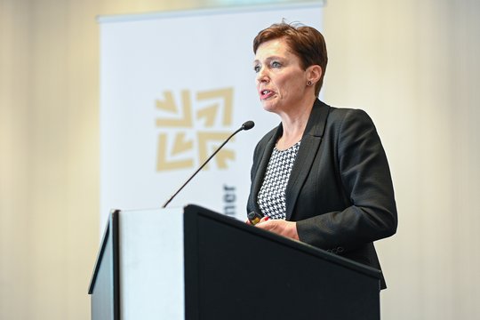 Nachwuchs, Wettbewerb und Werkzeuge