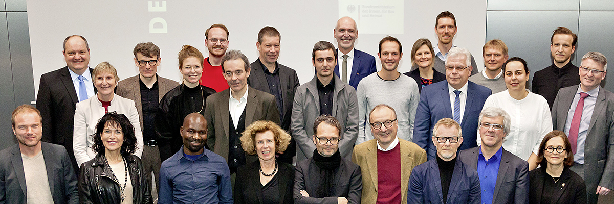 Die strahlenden Haupt- und SonderpreisträgerInnen | Foto: Ziegel Zentrum Süd e. V./ G. Kürzinger