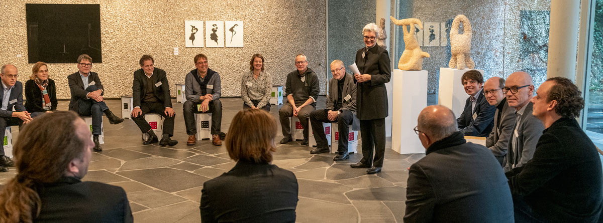 Gestaltungsbeiräte aus ganz Baden-Württemberg trafen sich im Dezember 2019 im Reuchlinhaus in Pforzheim zum ersten landesweiten Erfahrungsaustausch. Diskutiert wurde dort auch, wie Politik und Gestaltungsbeirat konstruktiv zusammenwirken können. Foto: Winfried Reinhardt