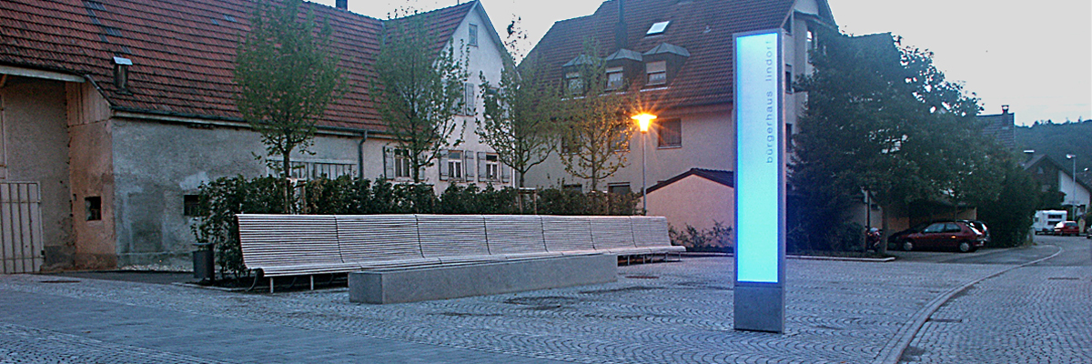 Amselbrunnenplatz Ortsmitte Lindorf - koeber Landschaftsarchitektur, Stuttgart