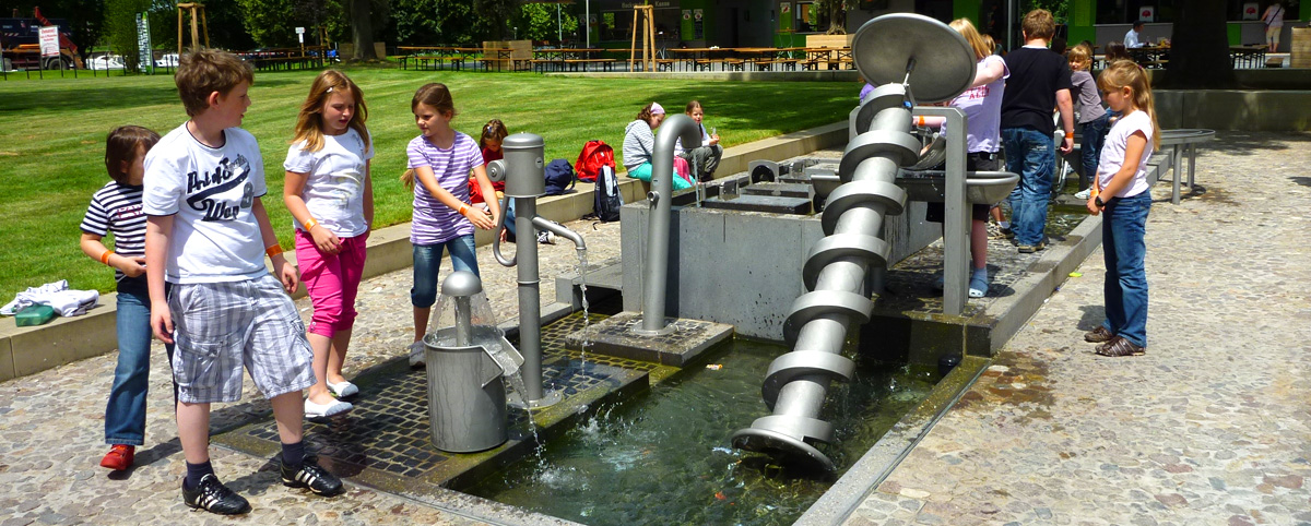 Inselspitze Hefenweiler mit Wasserspielplatz, Heilbronn - Landschaftsarchitekten: Wiedemann + Schweizer, Stuttgart