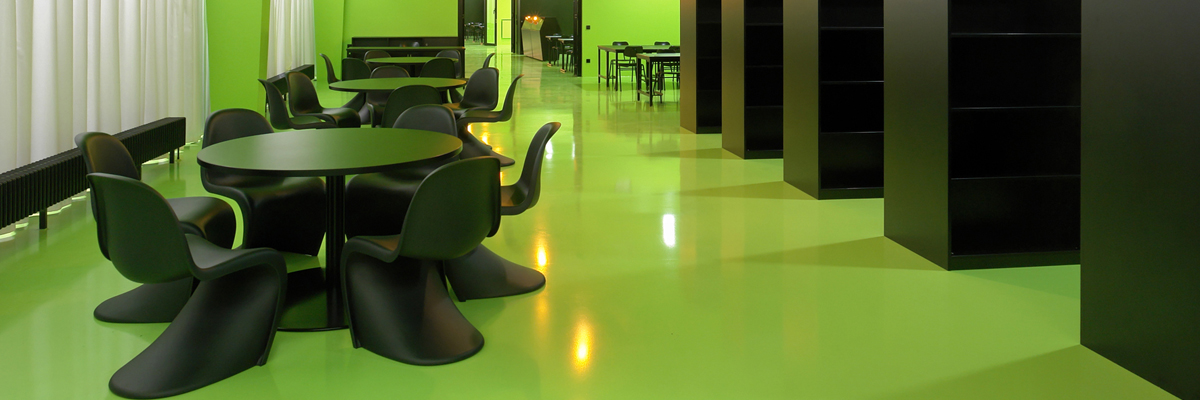 Einbau einer Mensa in das Hans-Thoma-Gymnasium; Architekten: Askari Architekten BDA Lörrach; Foto: Thomas Dix