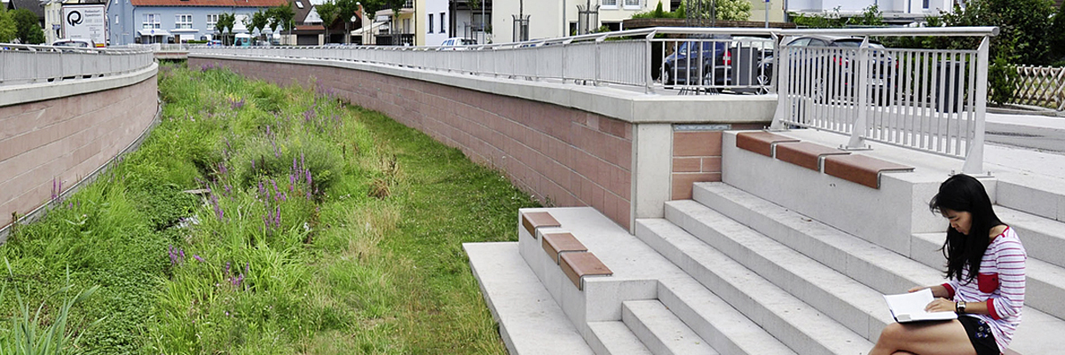 Bachöffnung Lindenhardterwegbach, Hochwasserschutz- und Gestaltungsmaßnahmen Malsch; Architekten pp a|s Pesch Partner, Stuttgart; Foto Julia Kalmer