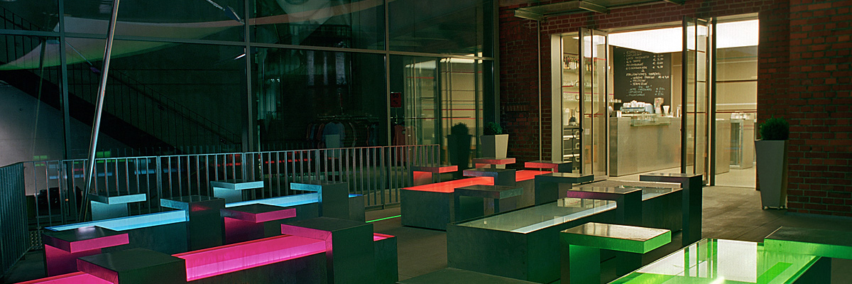 Prämiert beim Auszeichnungsverfahren Beispielhaftes Bauen: EspressoBar, Metzingen;Innenarchitekten: RaiserLopesDesigners, Prof. Hartmut A. Raiser, Stuttgart; Foto: Jens Lyncker