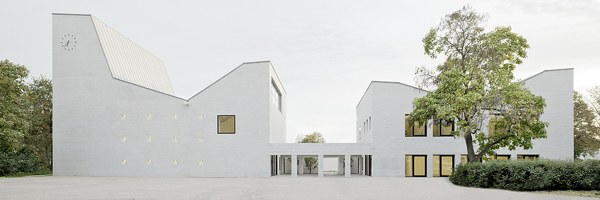 Prämiert beim Beispielhaften Bauen: Evangelische Petrus-Jakobus-Kirche und Gemeindehaus, Karlsruhe | Peter Krebs Architekt BDA DWB Büro für Architektur, Karlsruhe | Foto: Brigida González