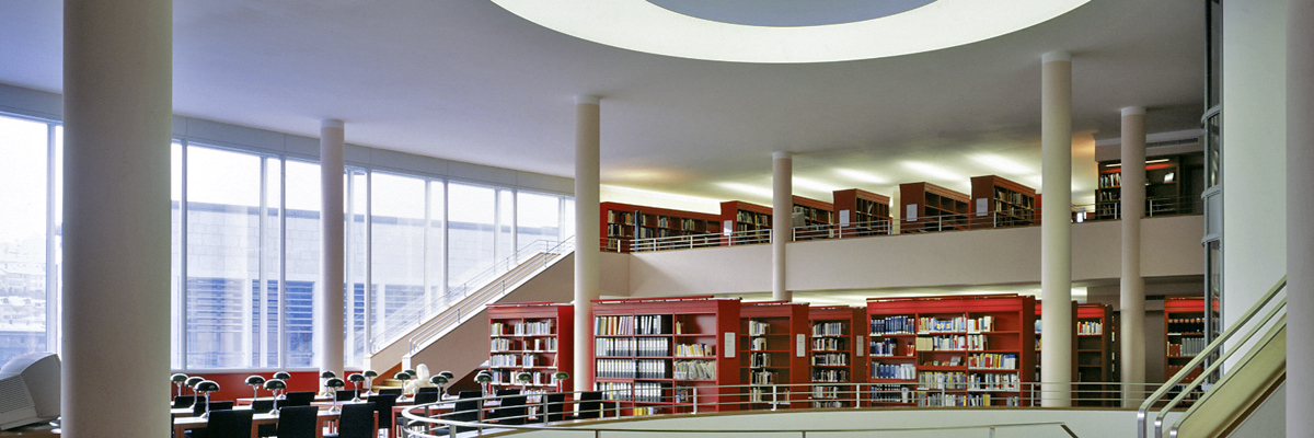 Prämiert beim Auszeichnungsverfahren Beispielhaftes Bauen: Stadtbibliothek und Jugendmusikschule, Pforzheim | Architektur: Hilmer & Sattler und Albrecht, Berlin | Foto: Stefan Müller
